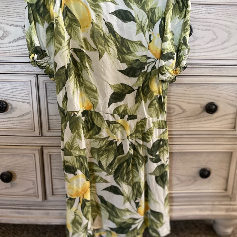 Lemon dress - Picture 3 of 4